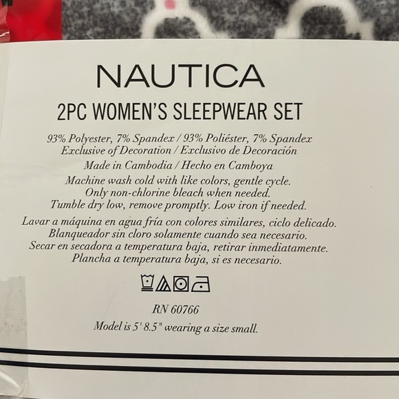 NWT Nautica Women’s Gray Printed 2 Piece Fleece Pajama Sleepwear Set - Size Med - Picture 5 of 7
